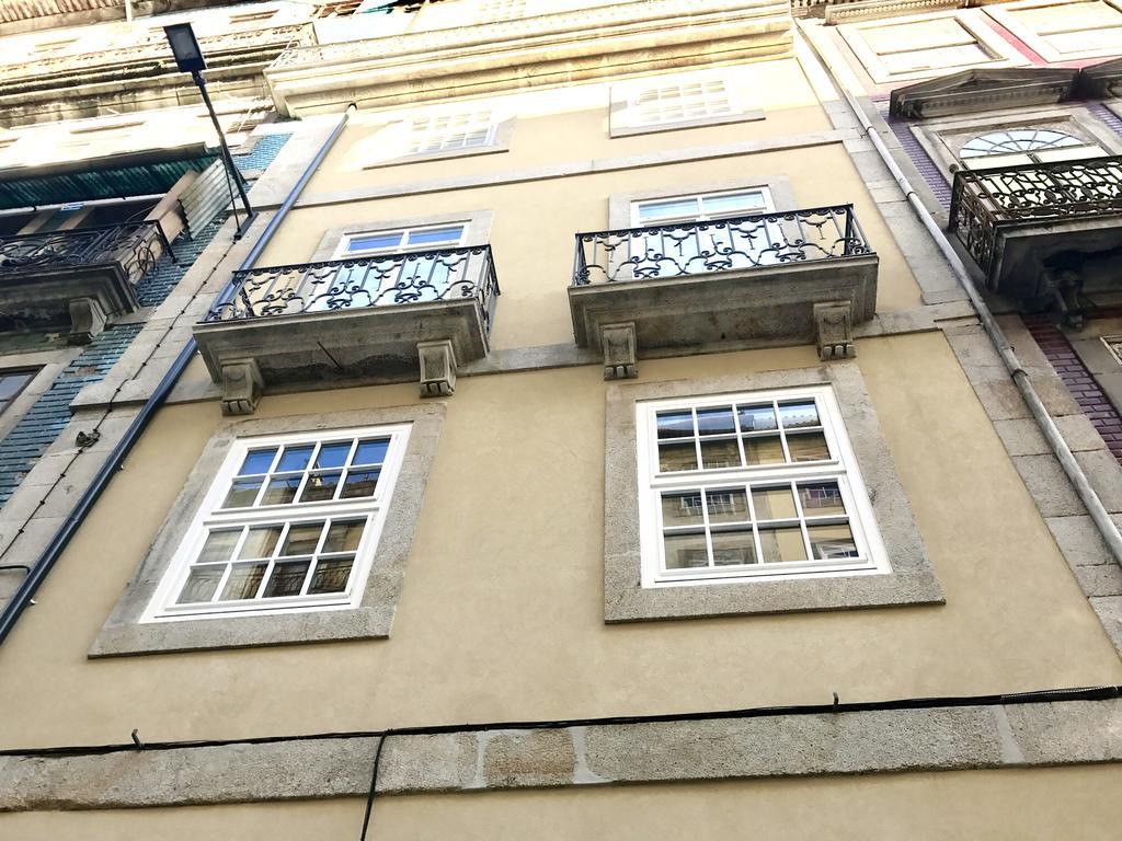 Janika'S Apartment Porto Luaran gambar